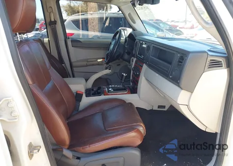 2006 Jeep Commander Limited из США, поврежденный, VIN 1J8HG58206C124707